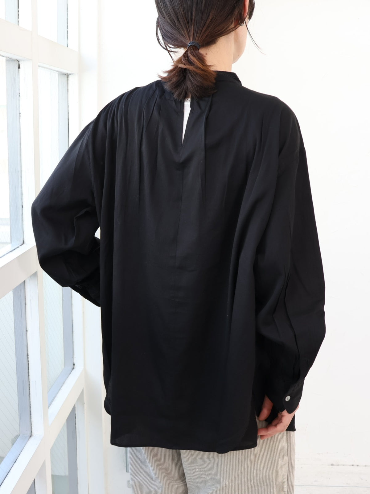 doux bleu　コットンサテン 刺繍ロングシャツ　DB-2653-044