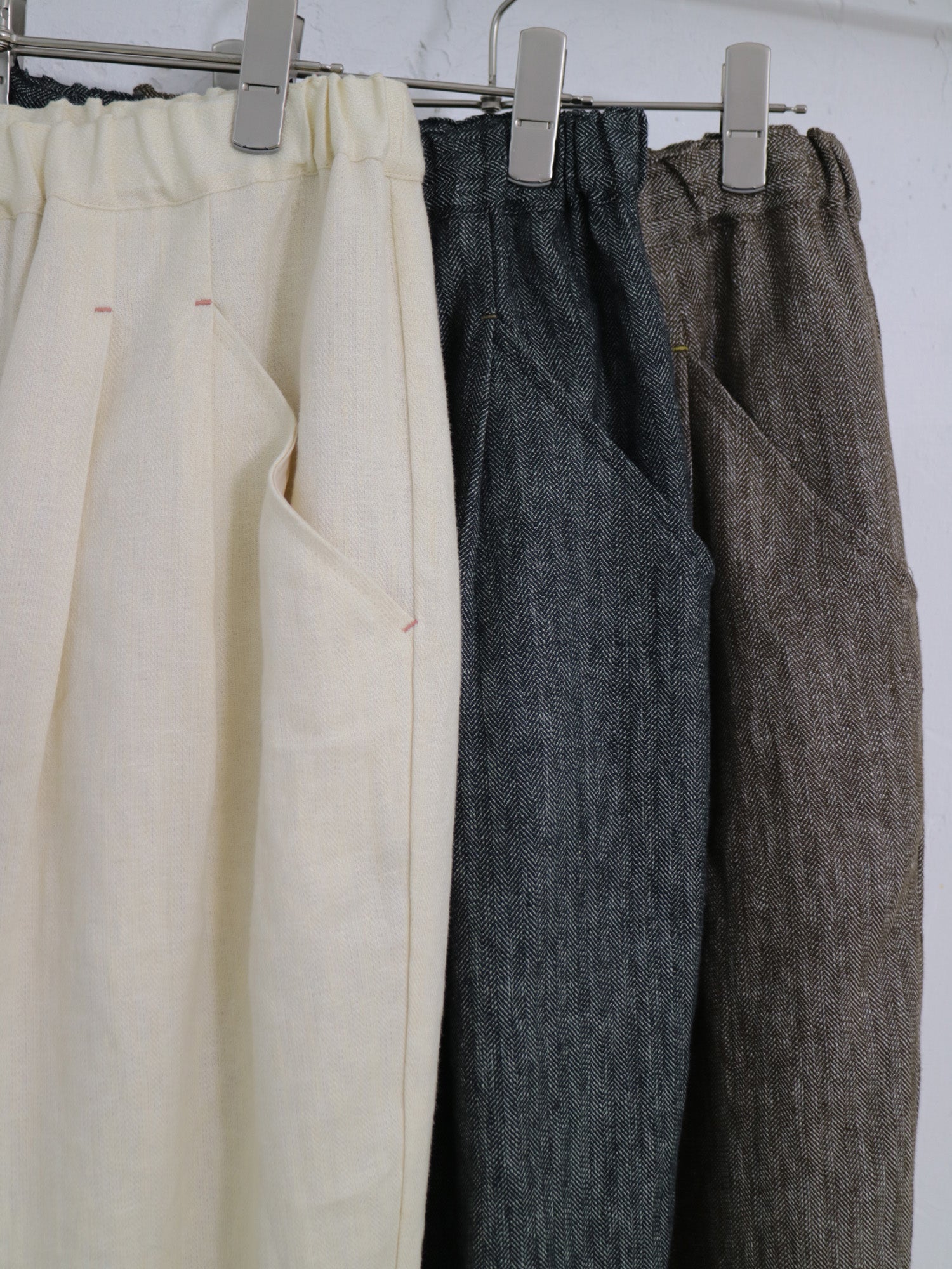 YARRA　綿麻デザインタックパンツ　YR-1555-266