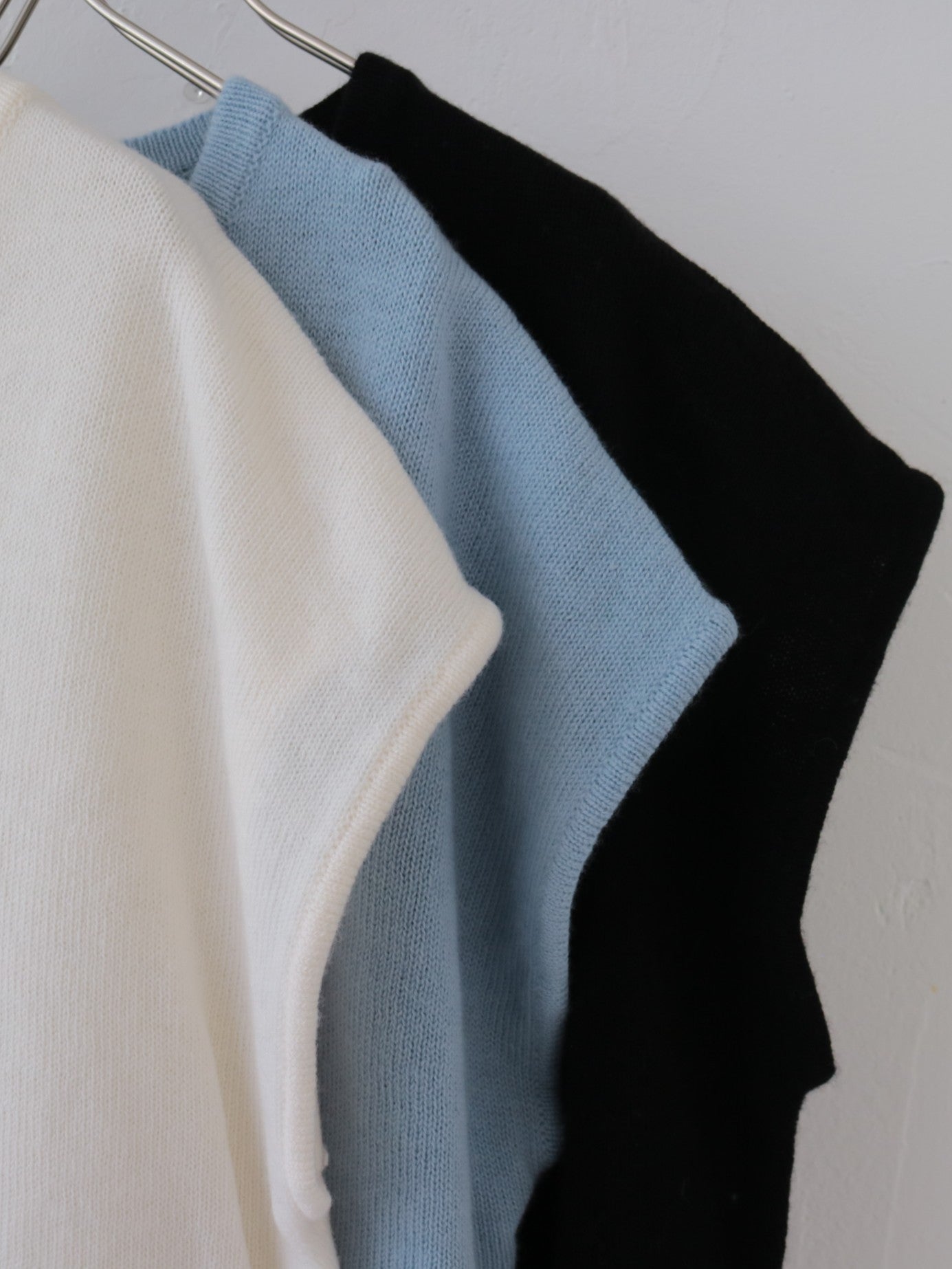 doux bleu　バックタック ニットベスト　DB-2558-046