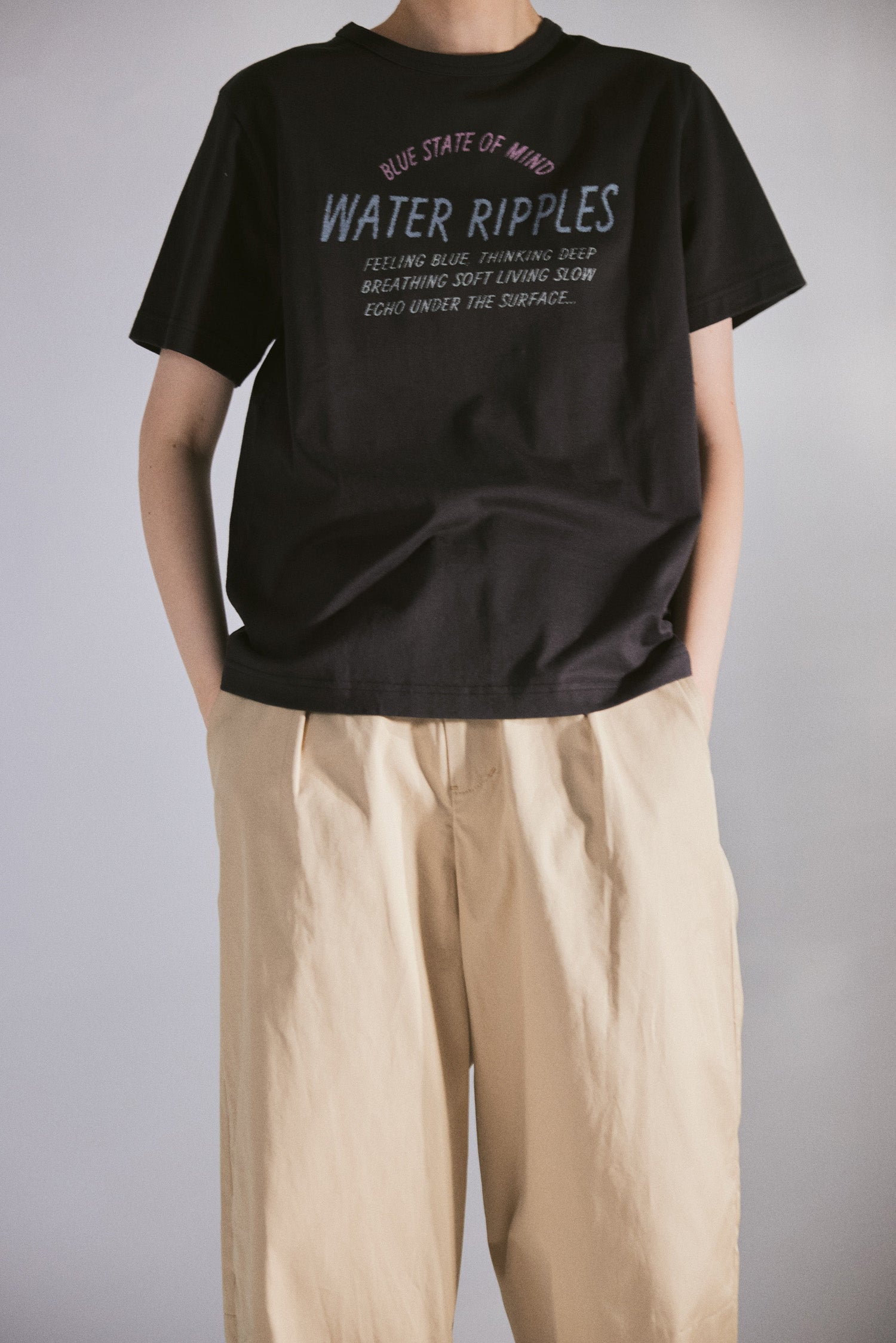 YARRA NEU　WATER RIPPLEロゴプリントTシャツ　NU-5621-433