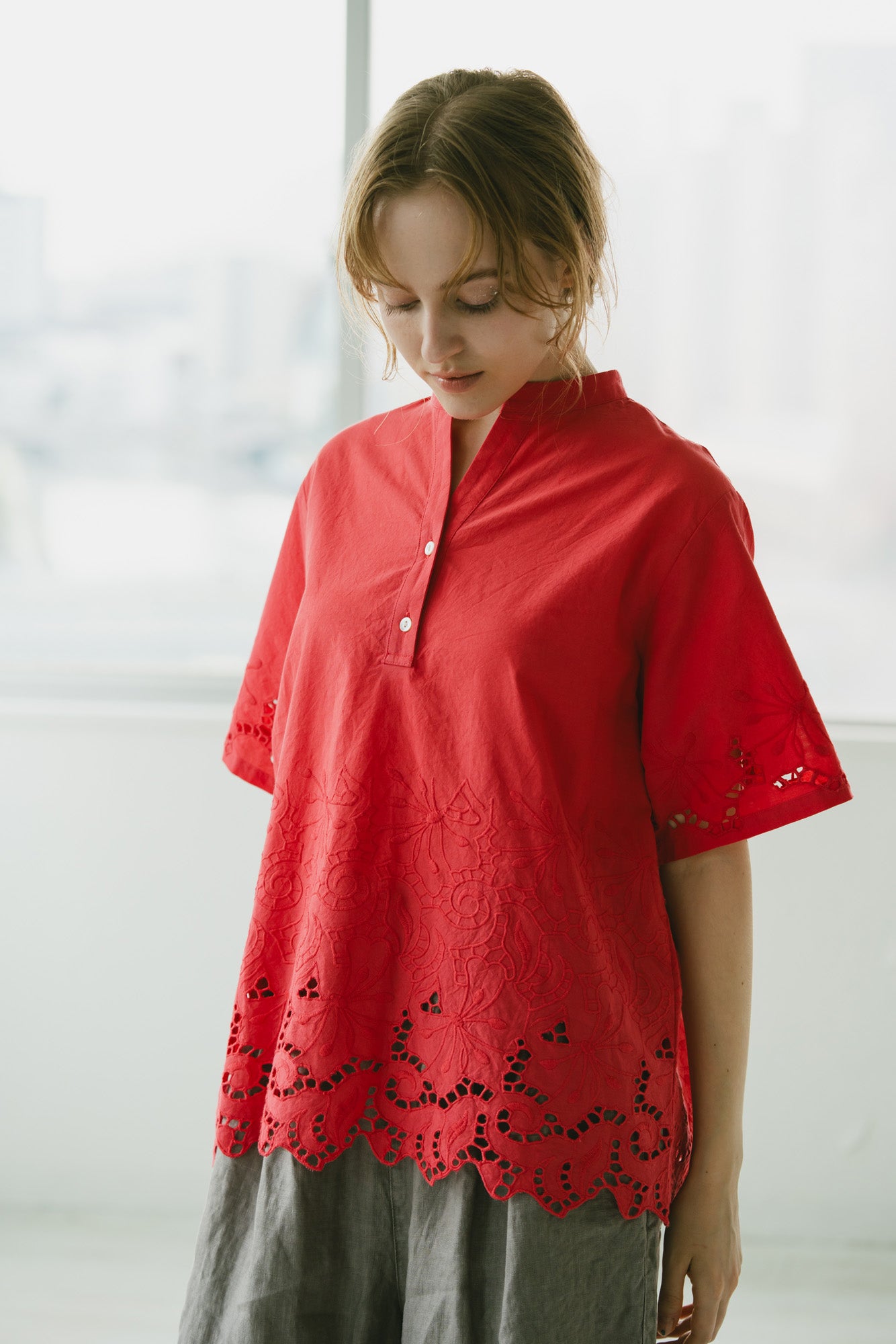 【超美品】FRAMeWORK コットン刺繍ブラウス 洗える]コットンガーゼ刺繍ブラウス(ブラウス・シャツ) | GIANNI LO