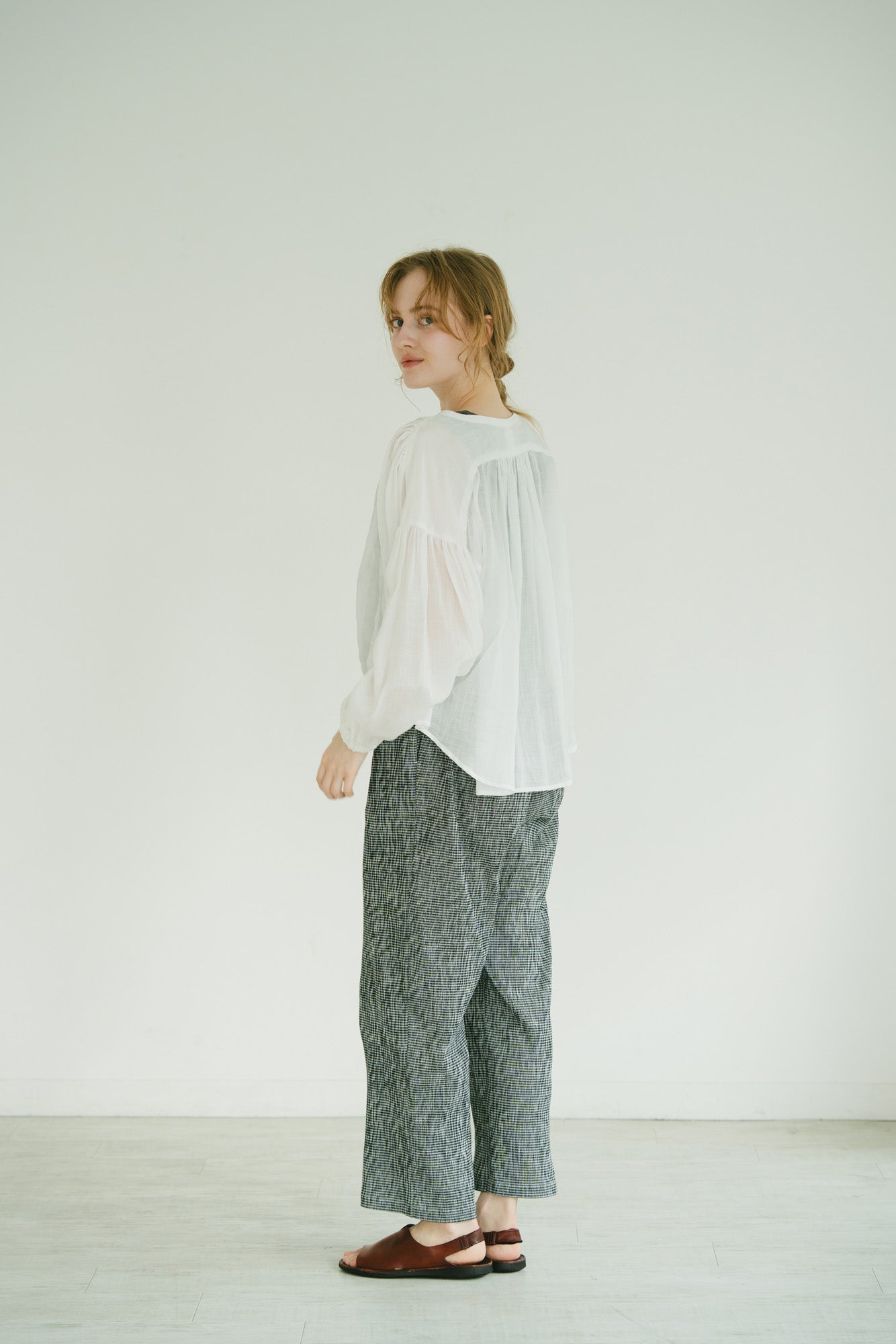 YARRA　ゆらぎちぢみパンツ　YR-1625-292