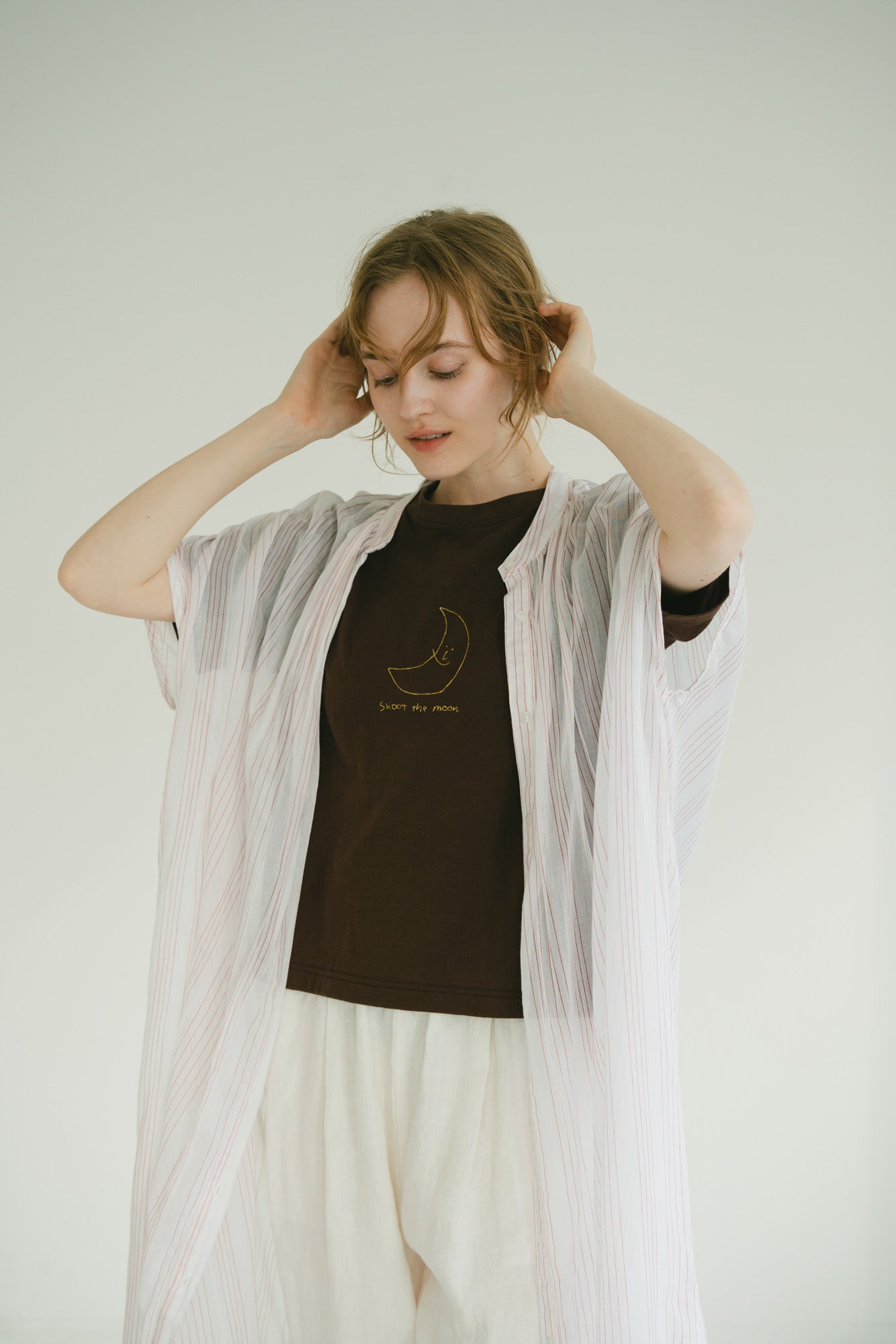 YARRA　MOONシシュウTシャツ　YR-1621-253