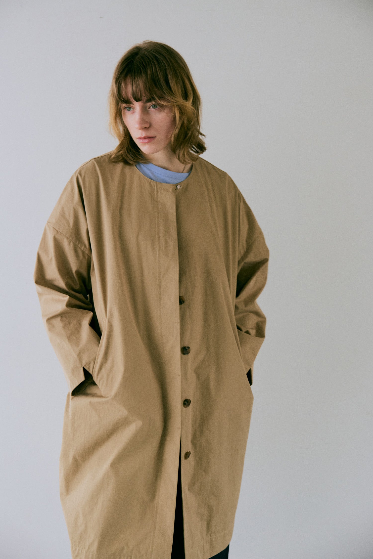 doux bleu　C/N ノーカラーコート　DB-2547-025