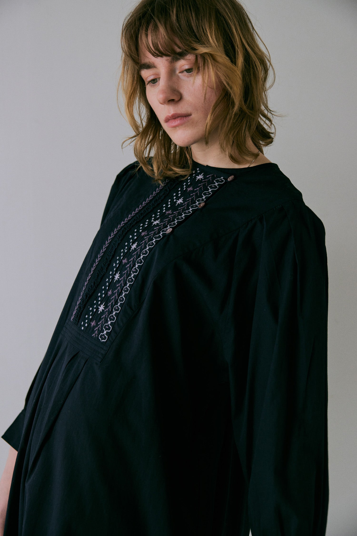 doux bleu ステッチ エンブロイダリーワンピース DB-2544-018