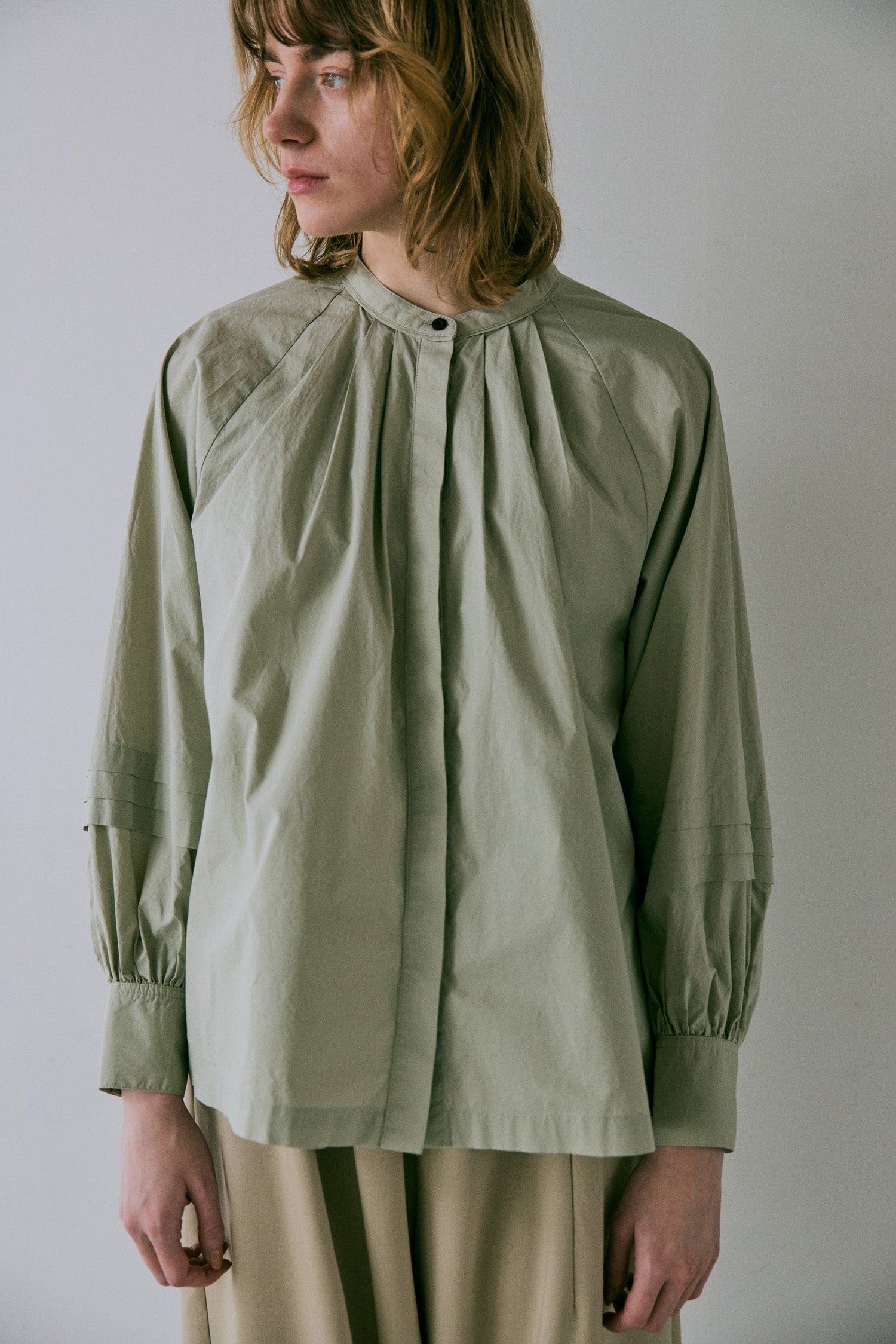 doux bleu　コットンタックブラウス　DB-2543-038