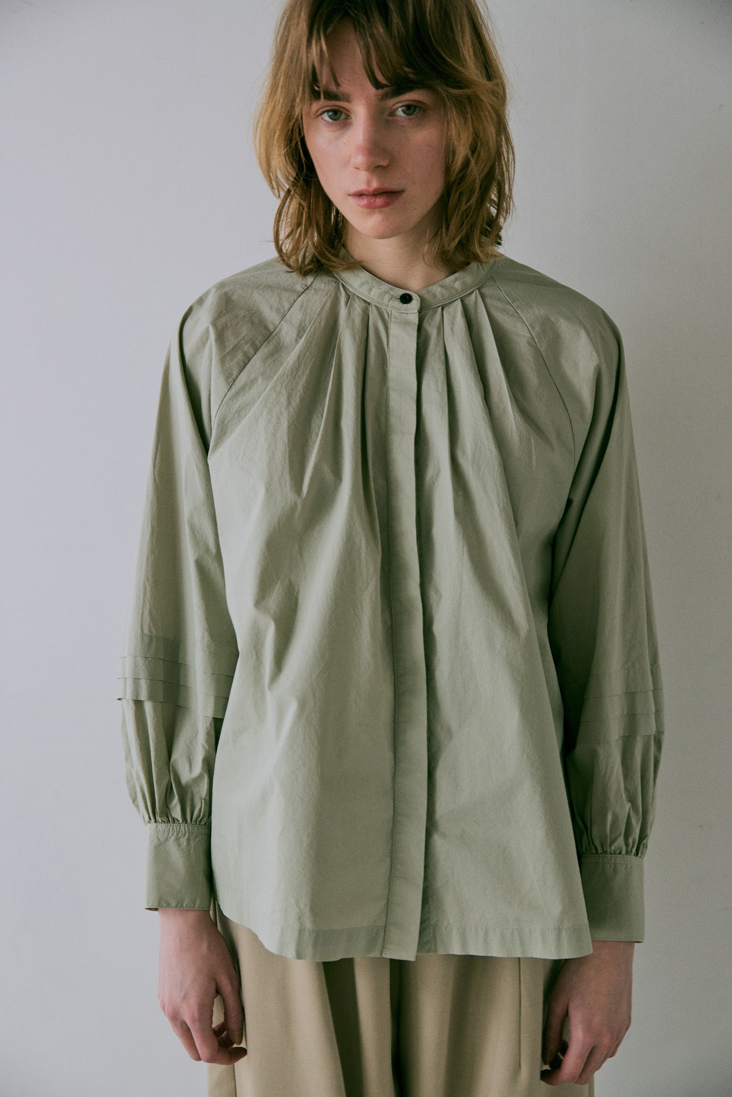 doux bleu　コットンタックブラウス　DB-2543-038