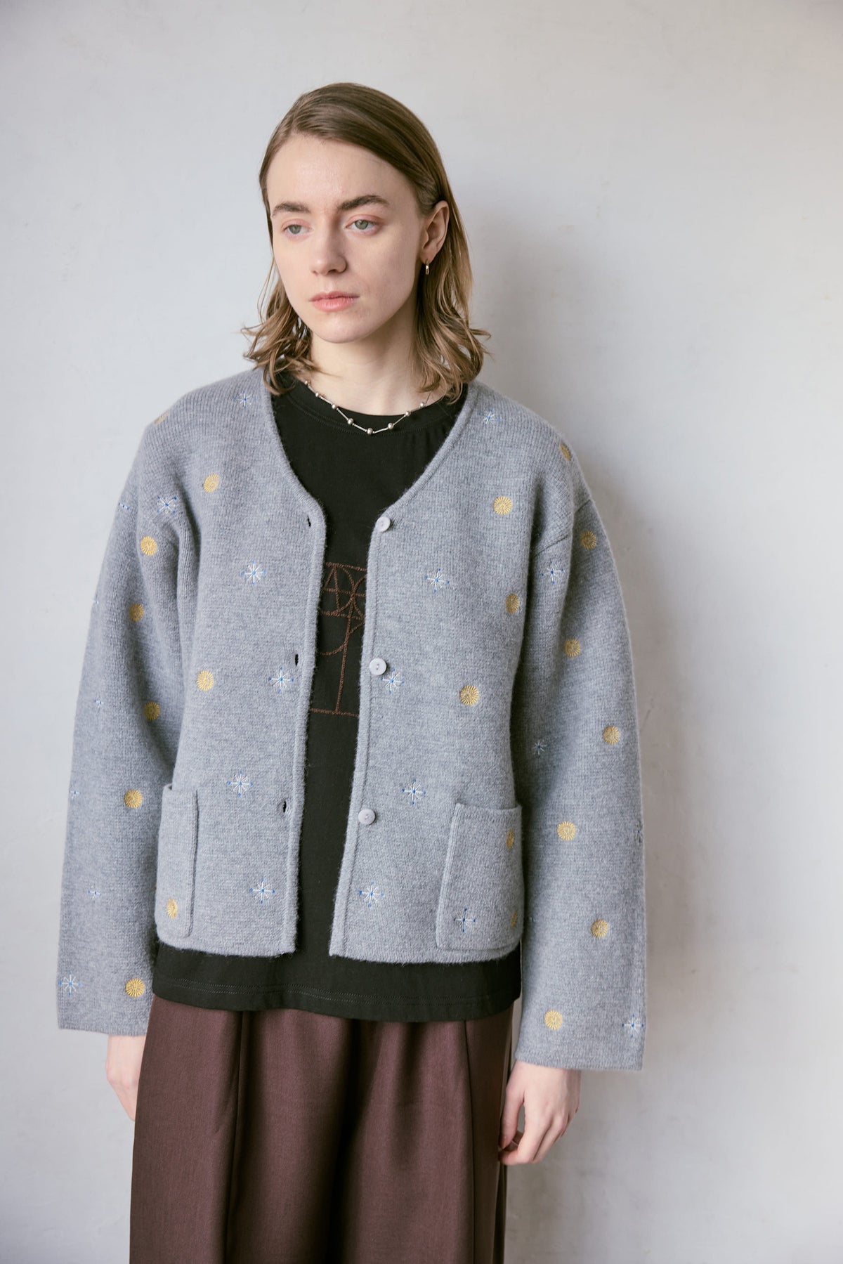 doux bleu　エンブロイダリー ニットジャケット　DB-2647-038