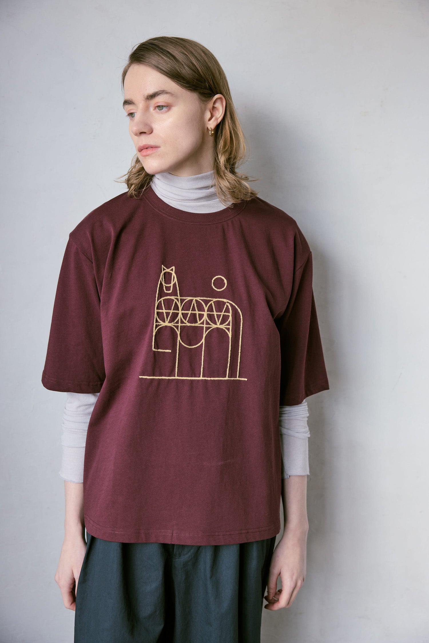 doux bleu　horse刺繍Tシャツ　DB-2641-001