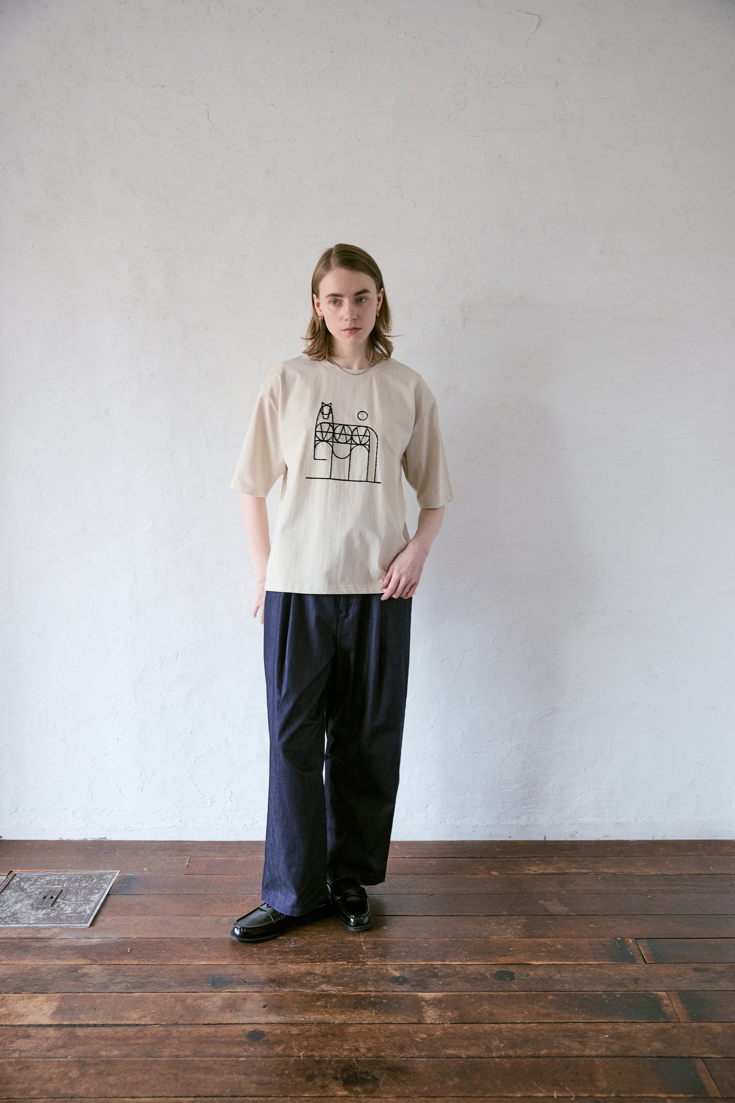 doux bleu　horse刺繍Tシャツ　DB-2641-001