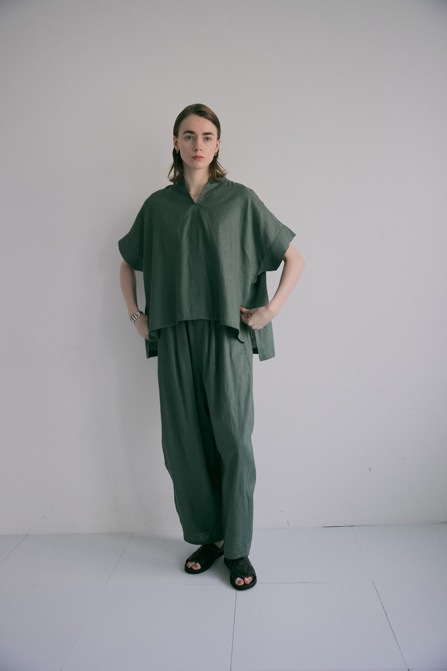 doux bleu　コットンリネンワイドコクーンパンツ　DB-2625-082
