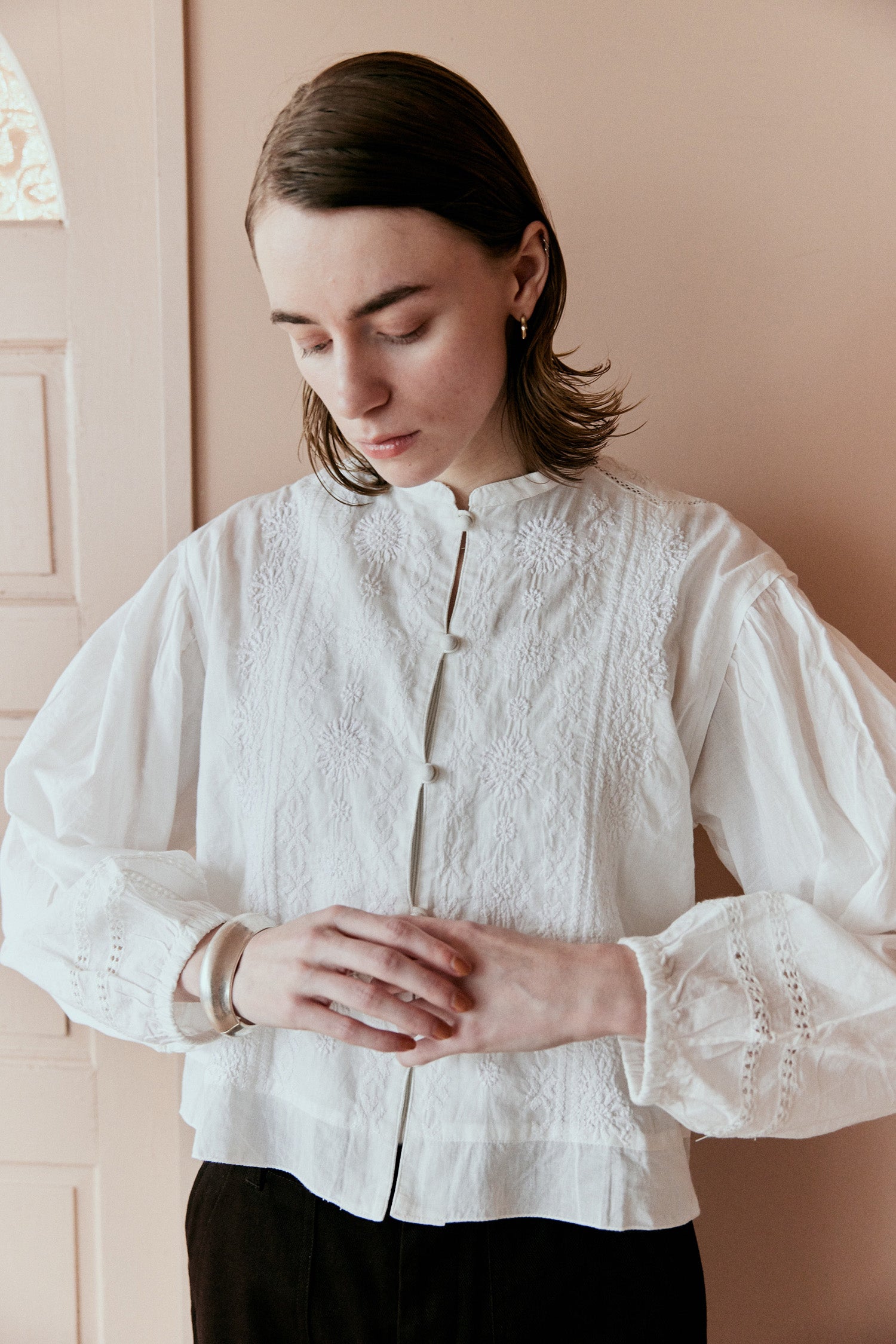 doux bleu　ラクノウ刺繍シャツジャケット　DB-2617-044