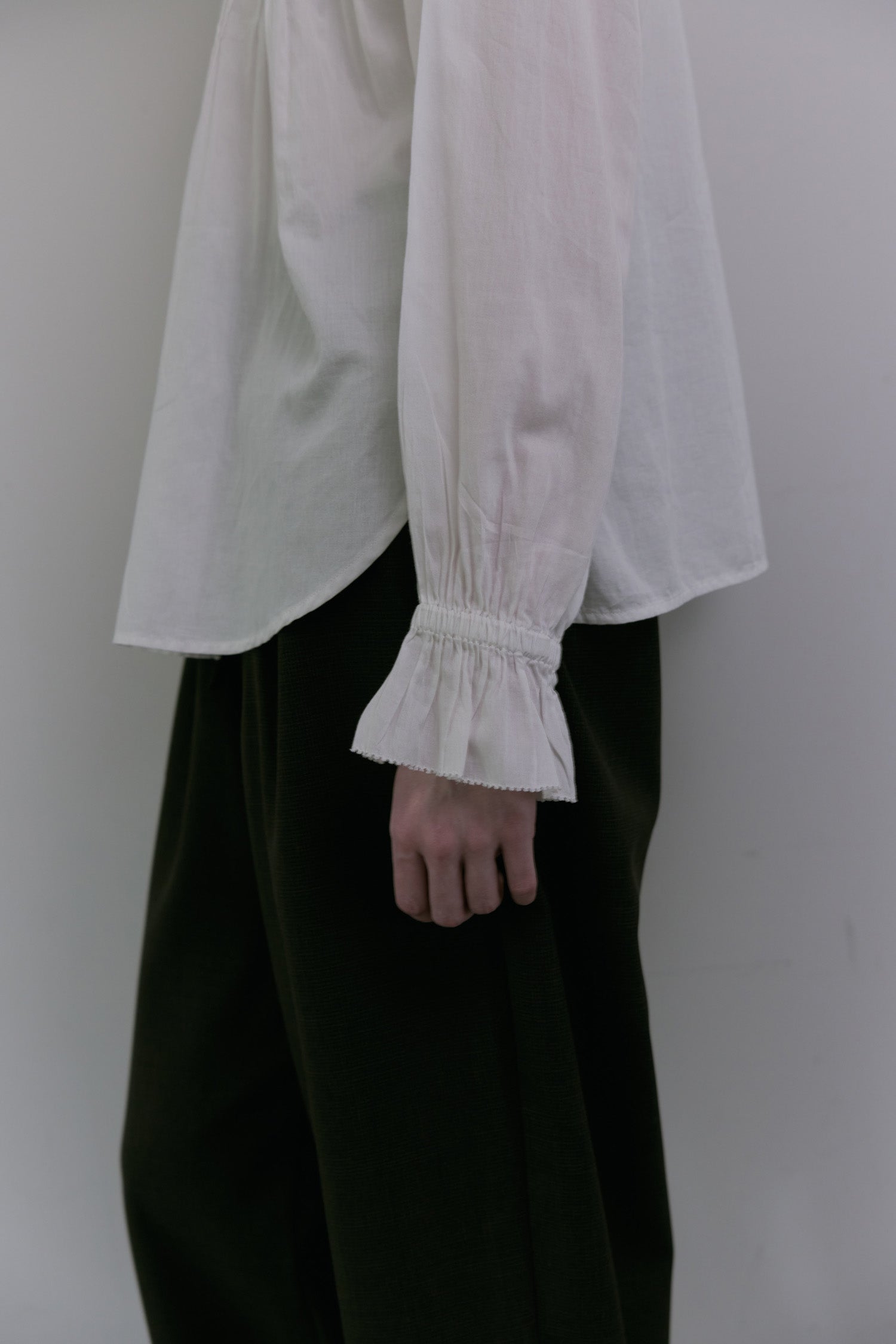 doux bleu フリルカラーブラウス DB-2553-042