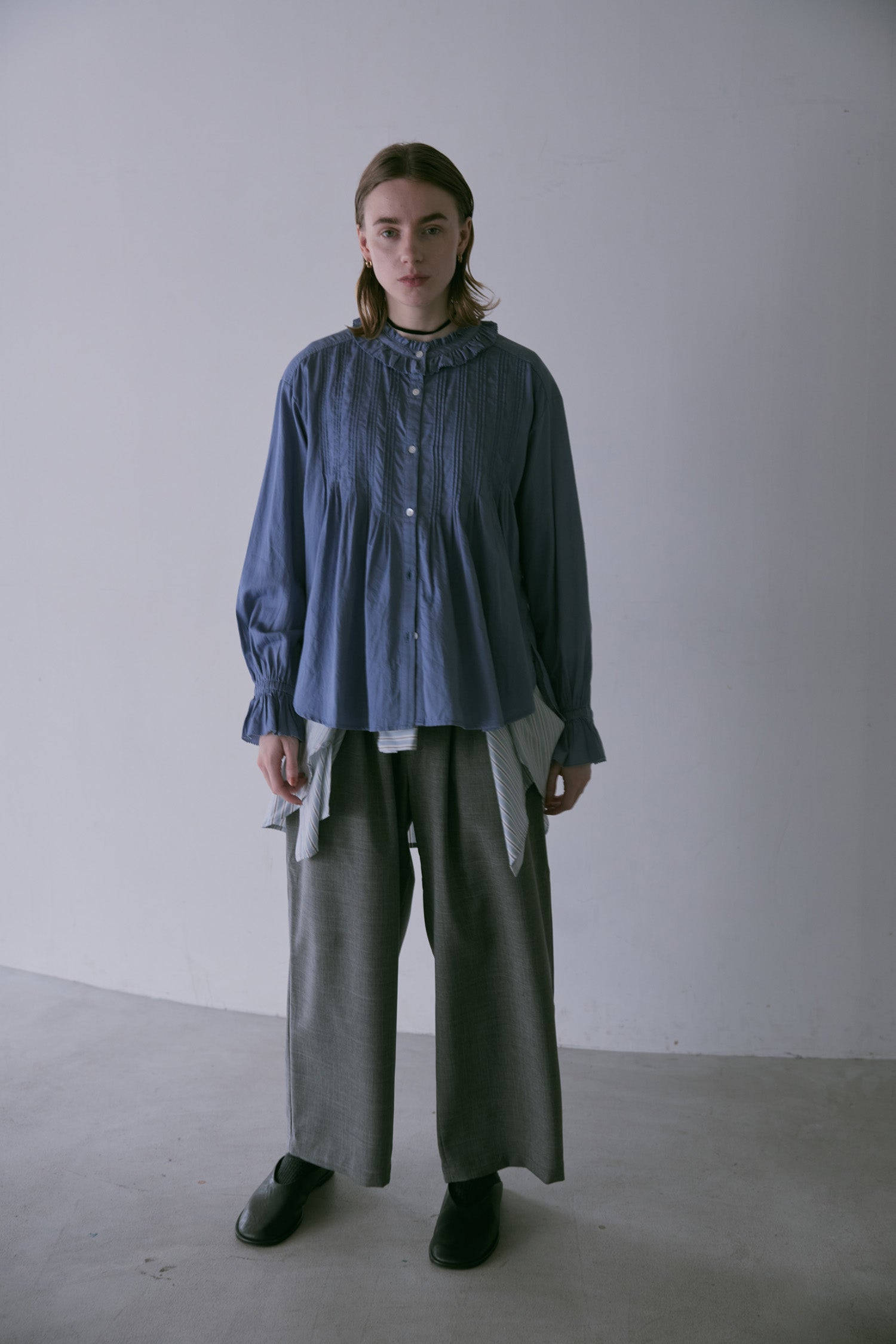 doux bleu　ウーリーノ タックパンツ　DB-2555-053