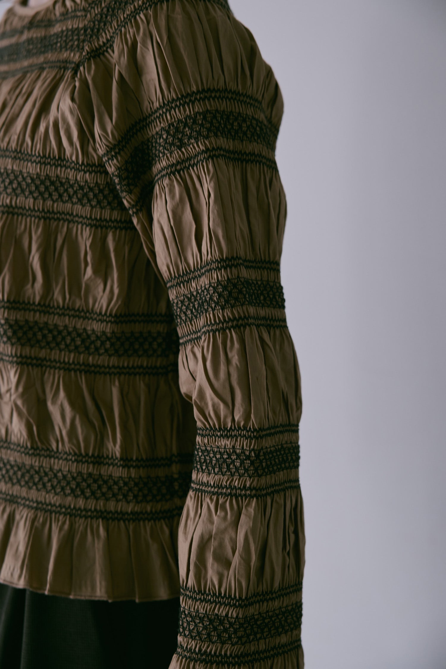 doux bleu　スモッキング ボーダー ブラウス　DB-2553-054