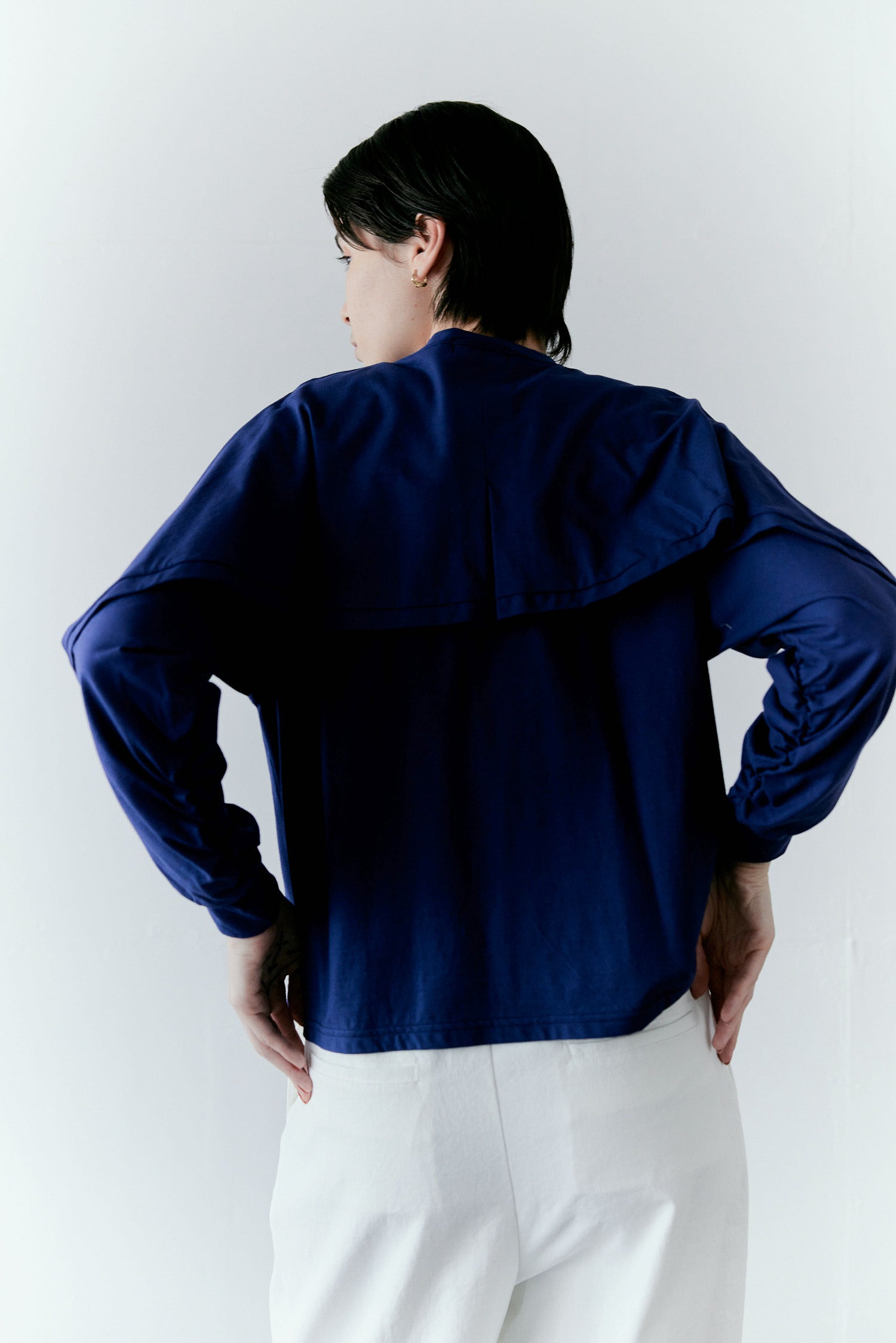 doux bleu　バックケープ プルオーバー　DB-2611-040