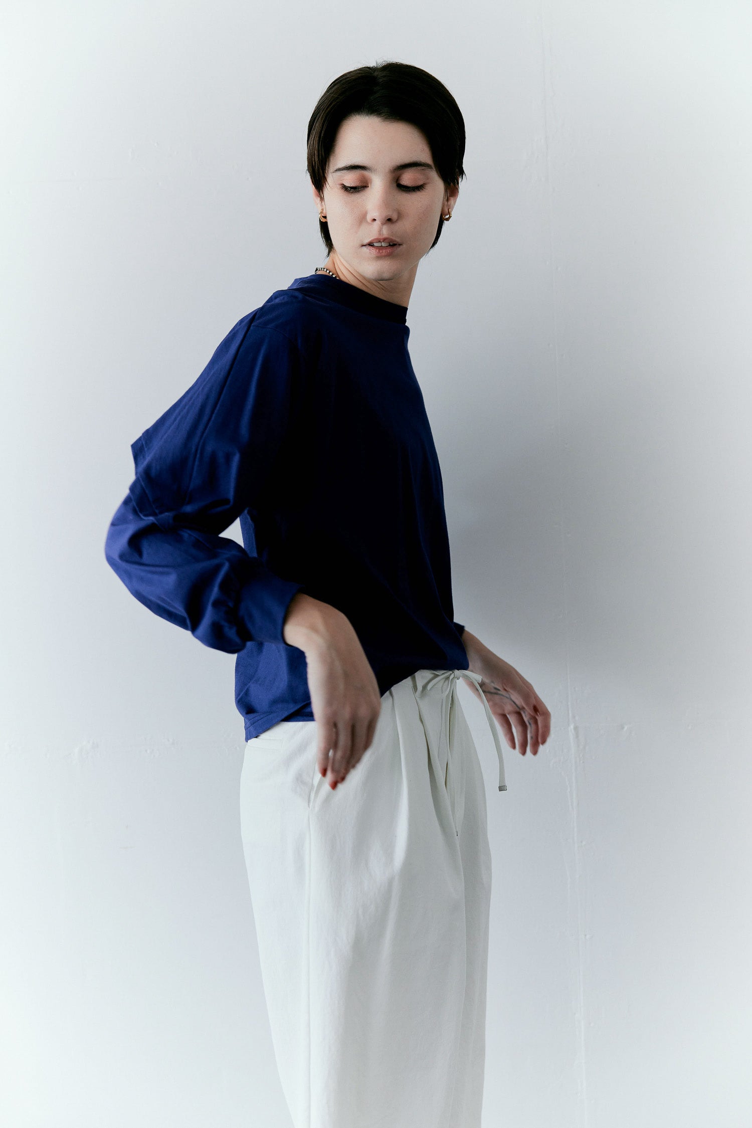doux bleu　バックケープ プルオーバー　DB-2611-040