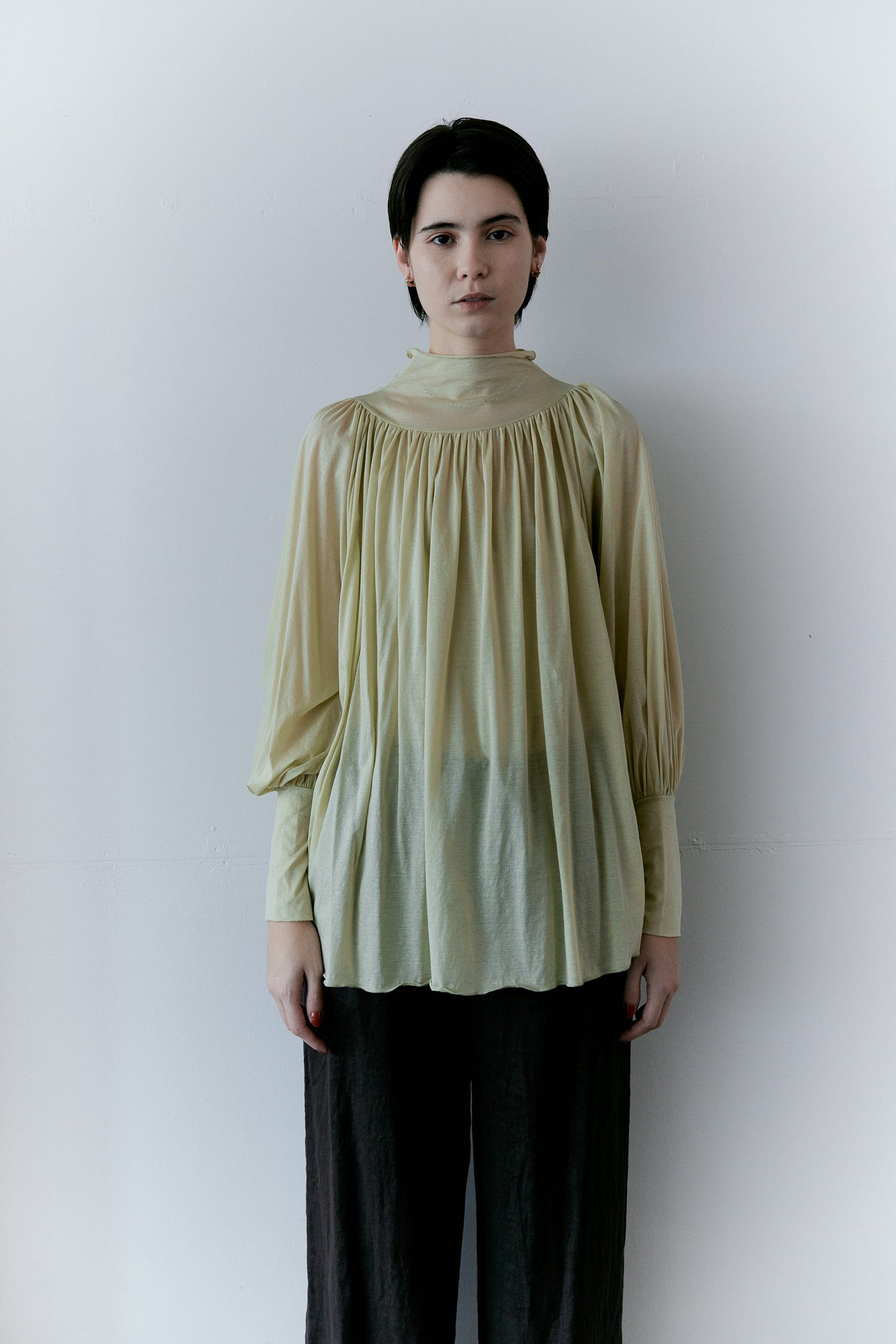 doux bleu　タートルギャザーブラウス　DB-2611-001