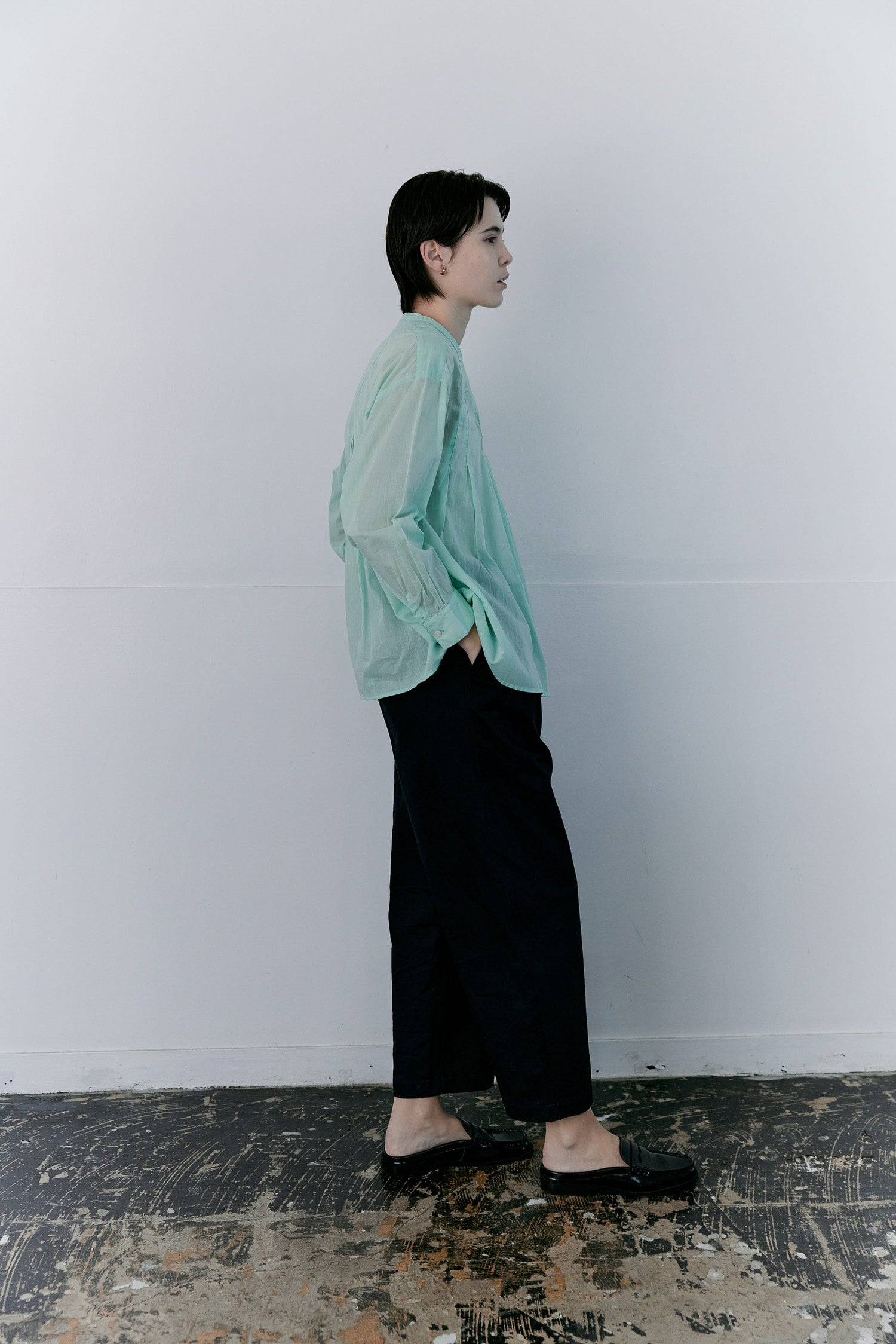 doux bleu　コットンカディ ギャザープルオーバーシャツ　DB-2613-030