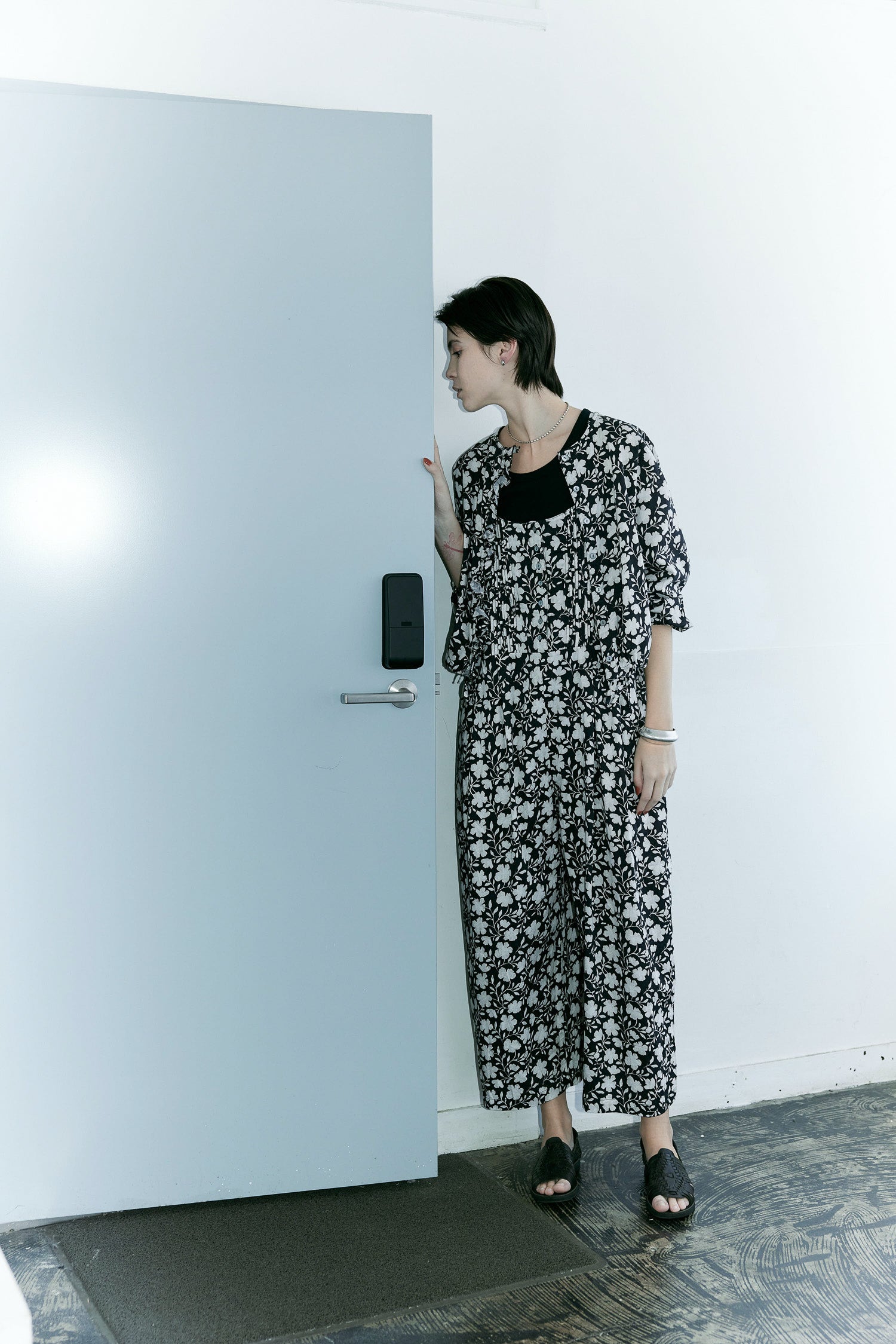 doux bleu　フラワーモダンプリント サロペット　DB-2615-023