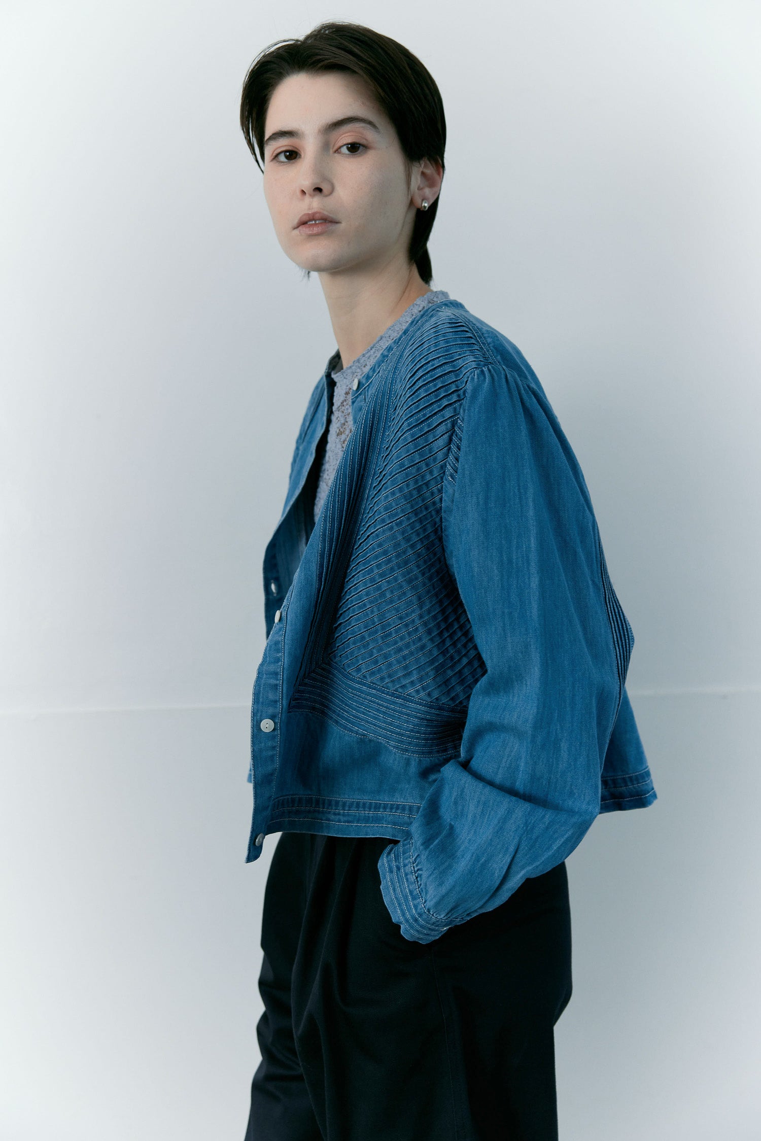 doux bleu　ピンタックステッチ デニムシャツ　DB-2663-068