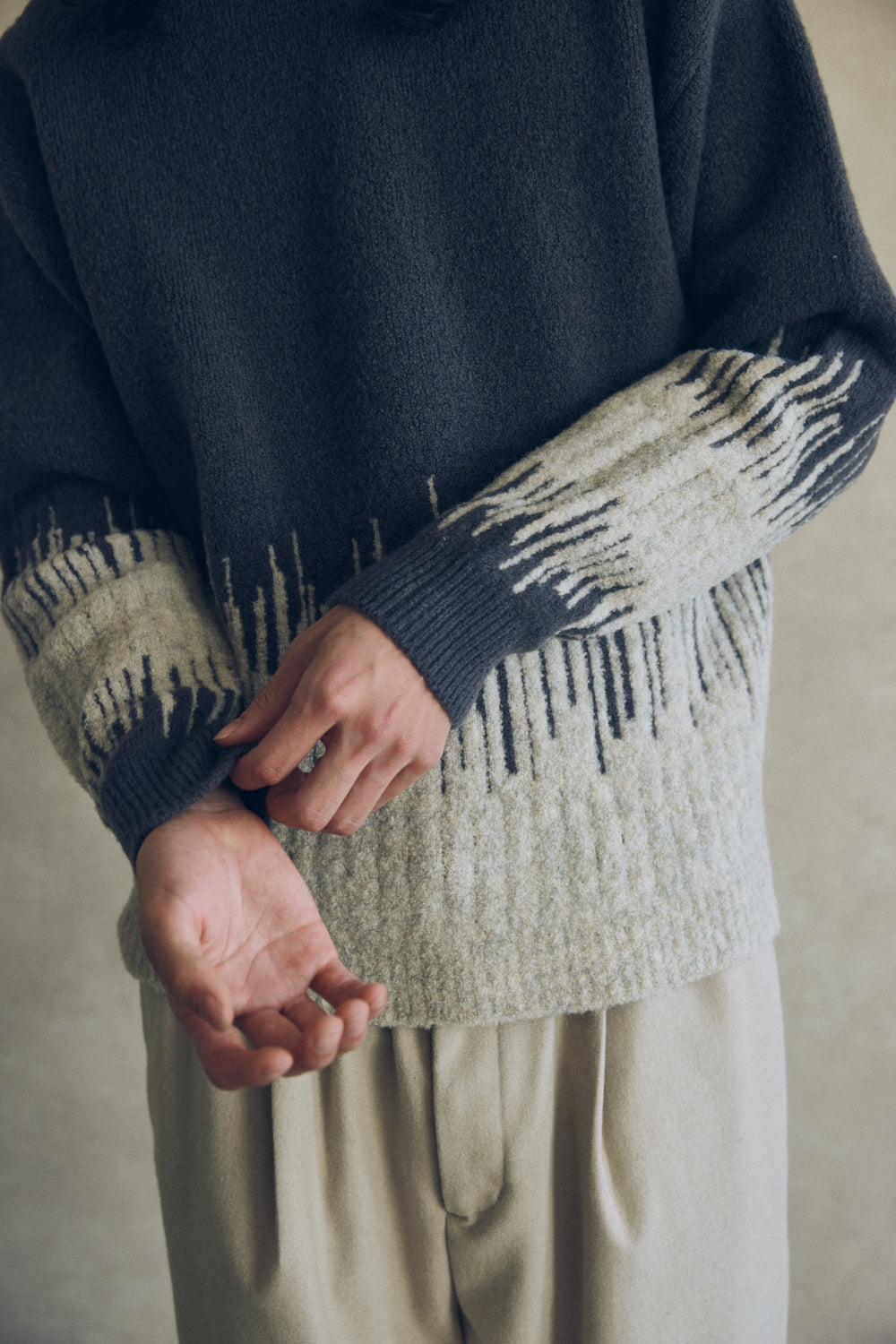 YARRA NEU　コンビJQDニットプルオーバー　NU-5552-421