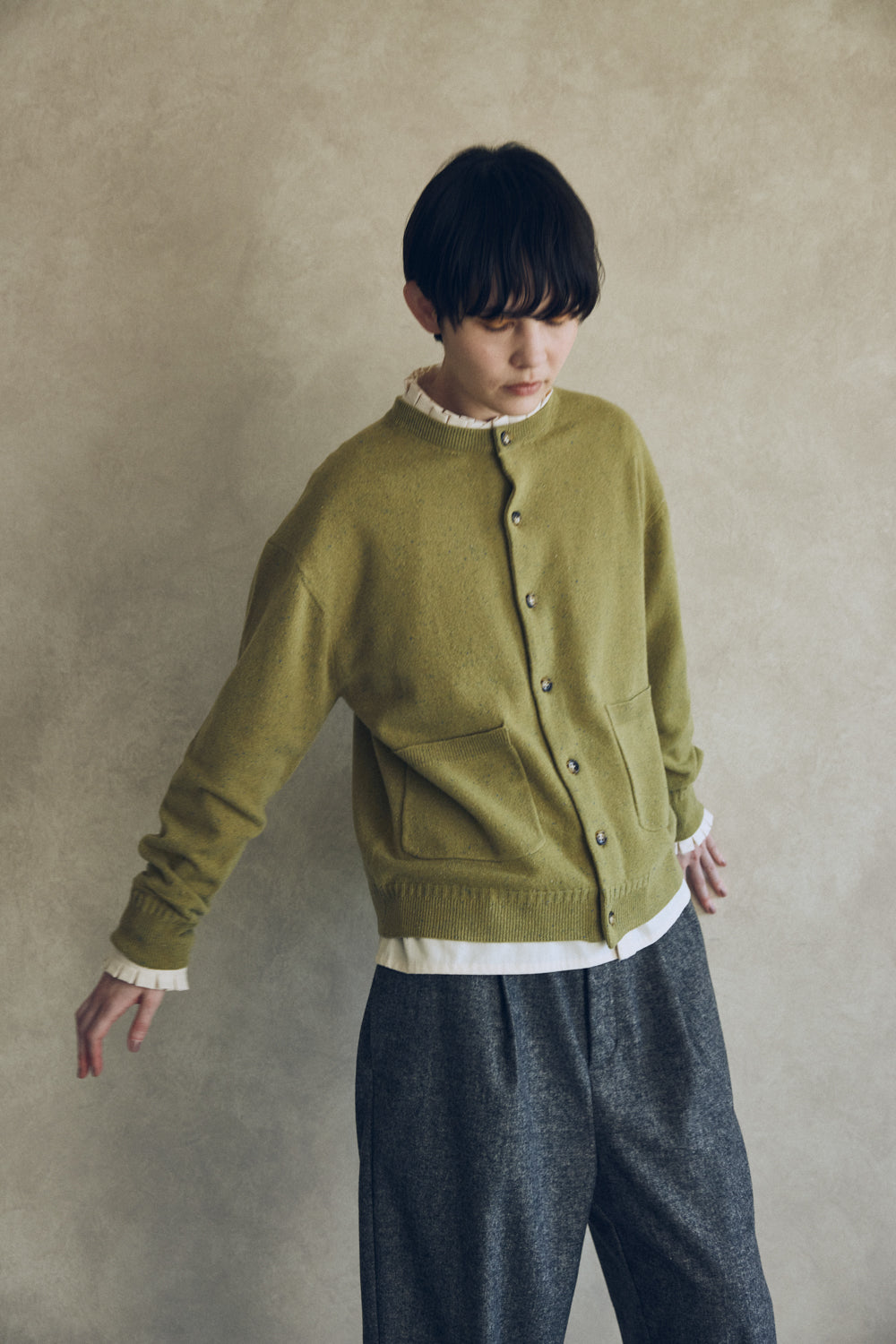 YARRA NEU　ヴィンテージワッシャー衿フリルシャツ　NU-5553-423